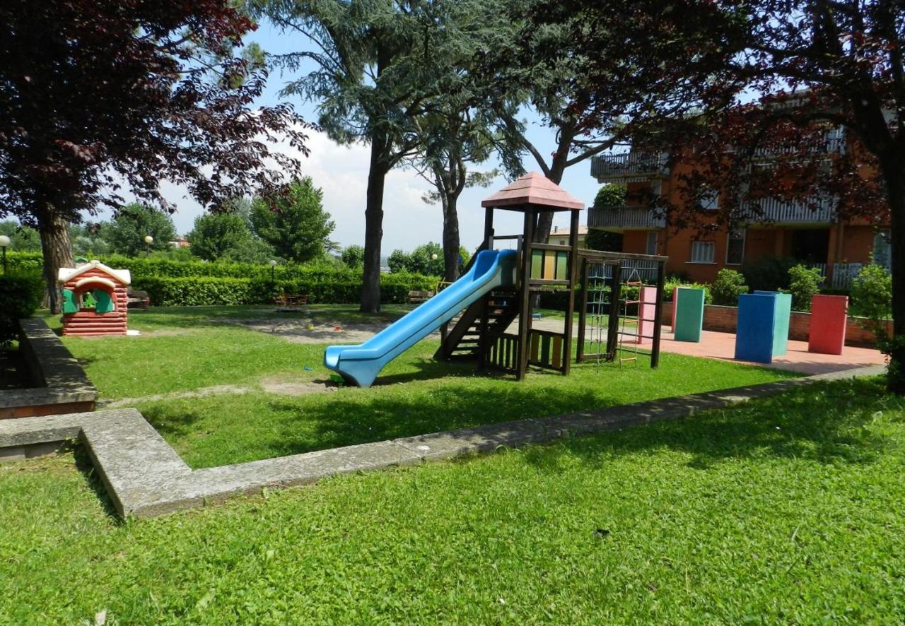 Al Girasole Apartment Peschiera del Garda Luaran gambar