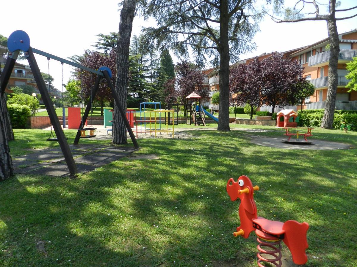 Al Girasole Apartment Peschiera del Garda Luaran gambar